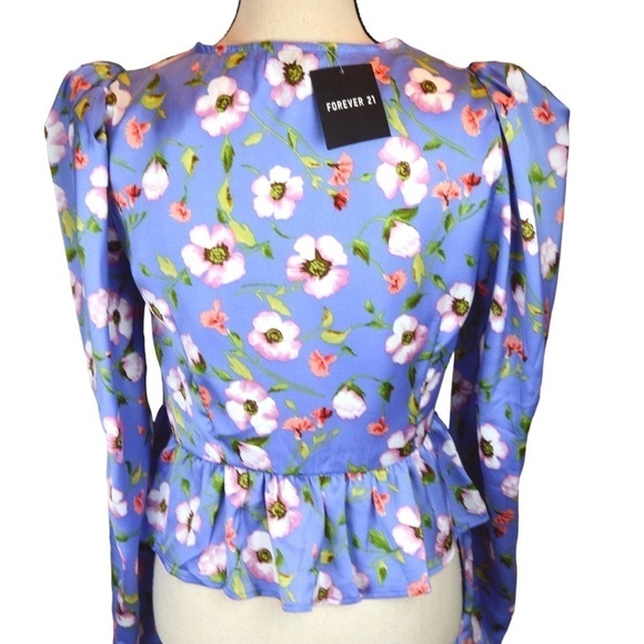 Forever 21 Satin Empire Waist Puff Long Sleeve V Neck Top Lavender Floral NWT - Picture 9 of 12